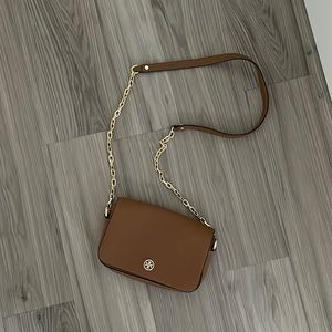 Tory Burch Robinson Sling Bag